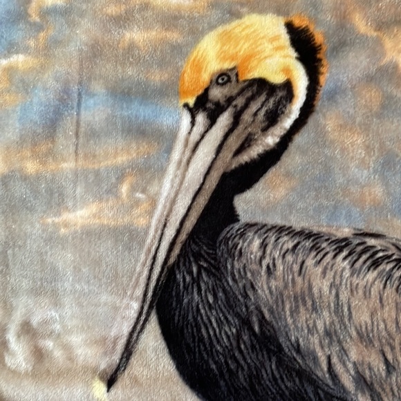 Pelican throw - Picture 3 of 4